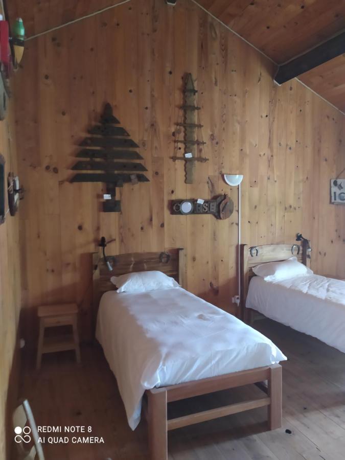 ホテル Le Saloon Chazey-sur-Ain エクステリア 写真
