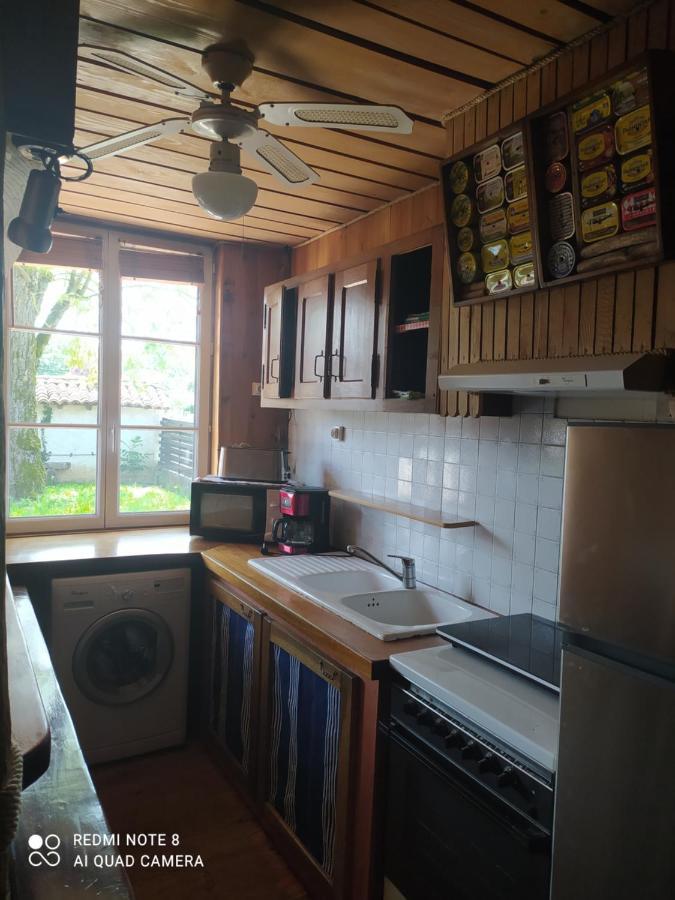 ホテル Le Saloon Chazey-sur-Ain エクステリア 写真